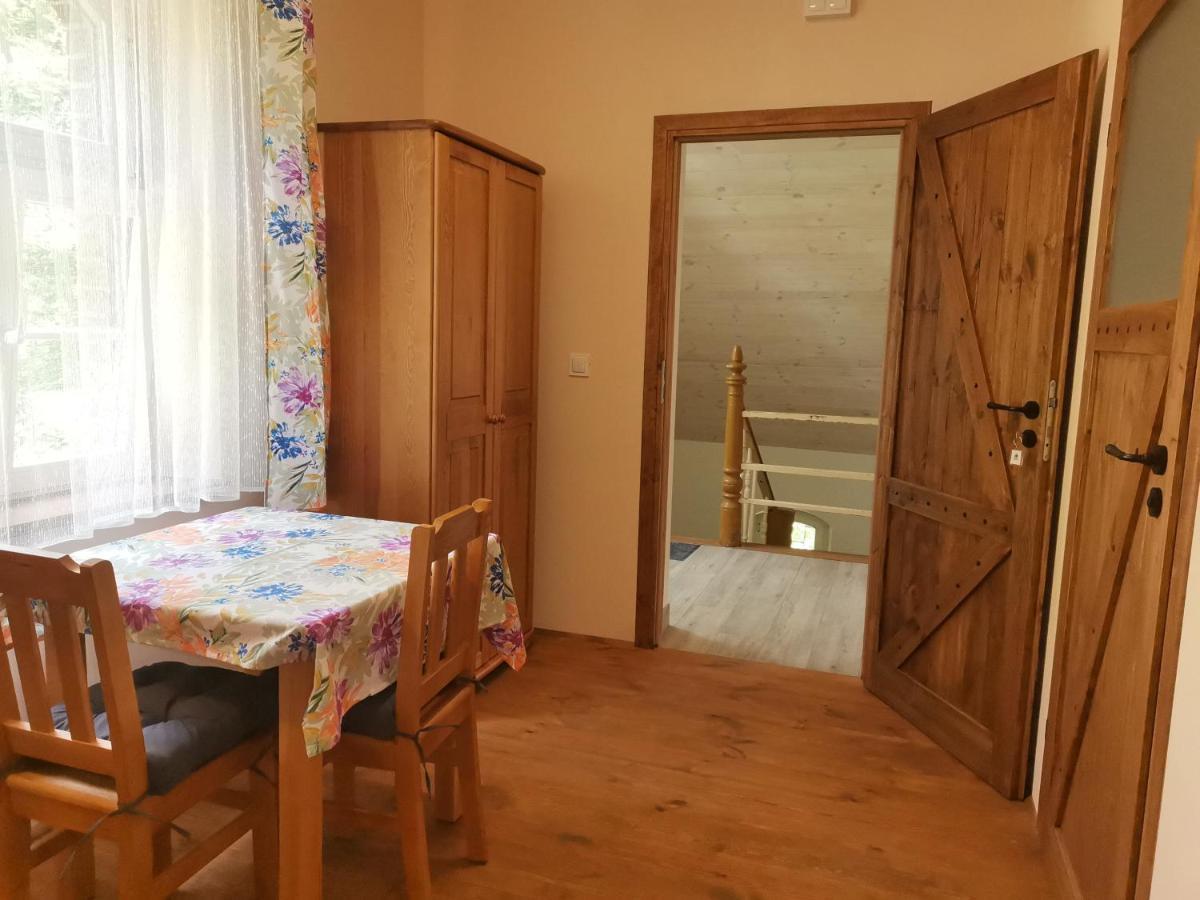 Czarna Jachta - Na Szlaku Legend - - - - - Pokoje Nad Jeziorem Kruklanki Exterior foto